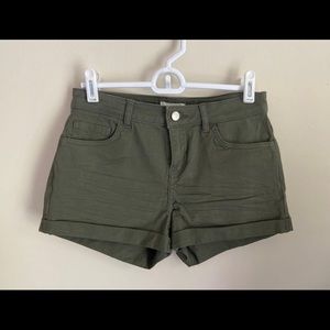 H&M army green shorts